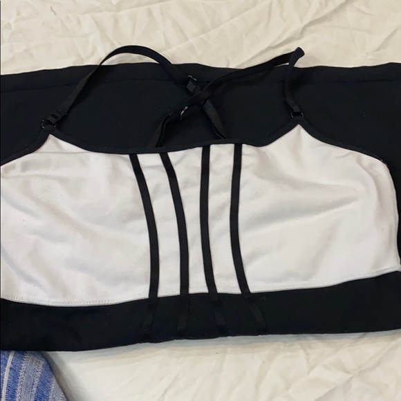 Lululemon too - Picture 4 of 4